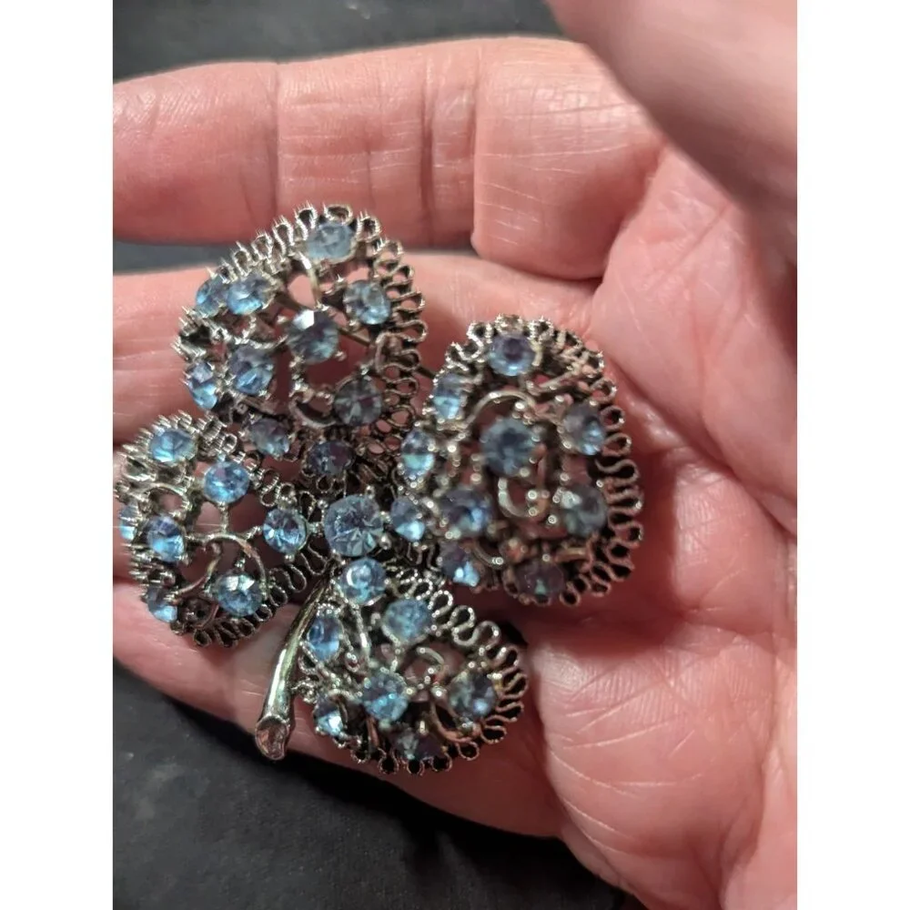 Vintage Rhinestone Clover Brooch Pin -‎ Silver Tone Blue Gems Luck & Sparkle!